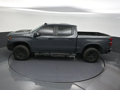 Used 2025 Chevrolet Silverado 1500 ZR2 w/ Technology Package AWD/4WD image 17
