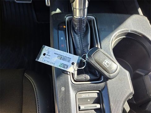 Used 2022 Honda Civic Sport image 24