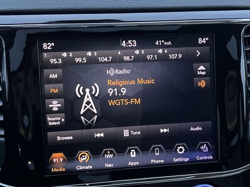 Used 2020 Jeep Grand Cherokee Limited image 18