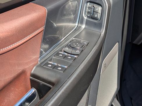 Used 2022 Ford F150 Lariat AWD/4WD image 16