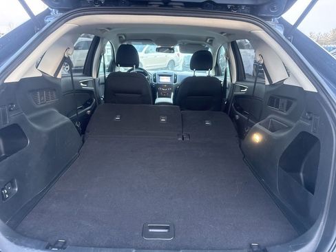 Used 2019 Ford Edge SEL image 53