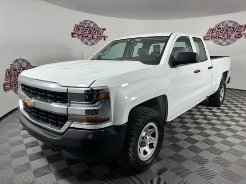 Used 2017 Chevrolet Silverado 1500 W/T image 3