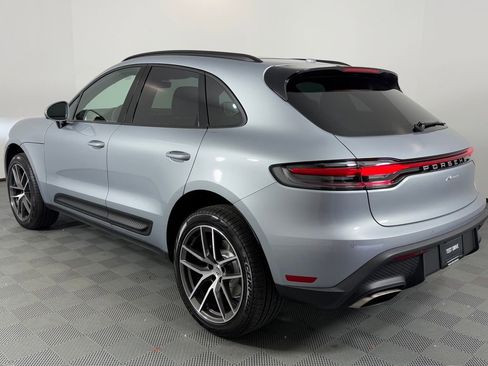 Certified 2026 Porsche Macan AWD/4WD image 3