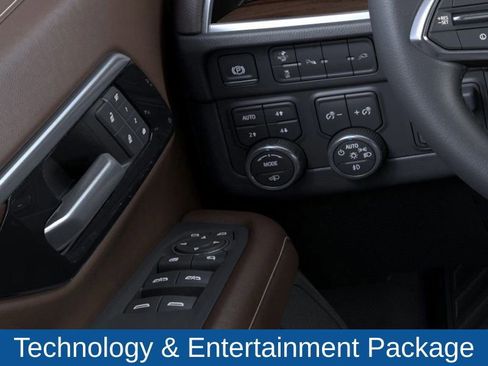 New 2026 Chevrolet Suburban High Country image 23