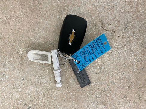 Used 2020 Chevrolet Equinox LS image 23