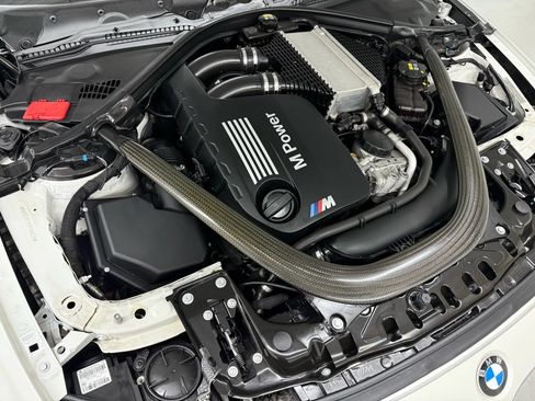 Used 2016 BMW M4 Convertible RWD image 49