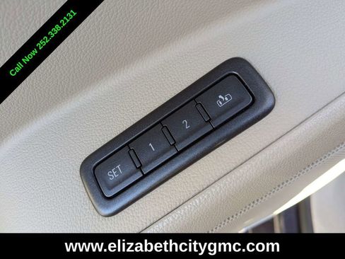 Used 2015 GMC Yukon Denali w/ Premium Package image 27