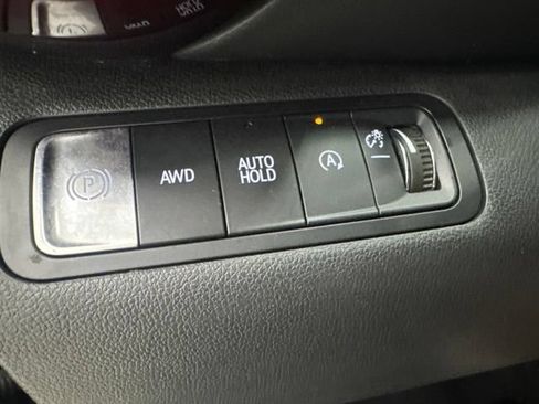 Used 2025 Chevrolet Equinox RS w/ Safety and Technology Package AWD/4WD image 11