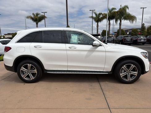 Used 2022 Mercedes-Benz GLC 300 4MATIC image 4
