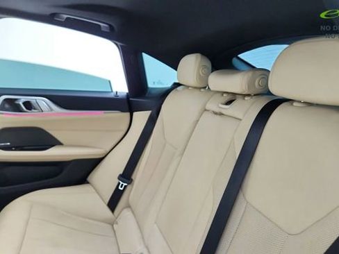Used 2025 BMW 430i w/ Premium Package RWD image 29