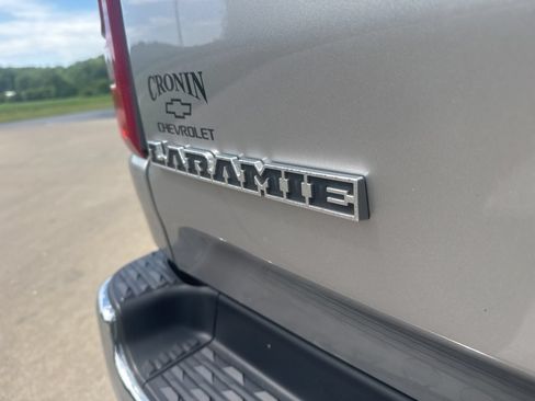 Used 2024 RAM 1500 Laramie AWD/4WD image 14