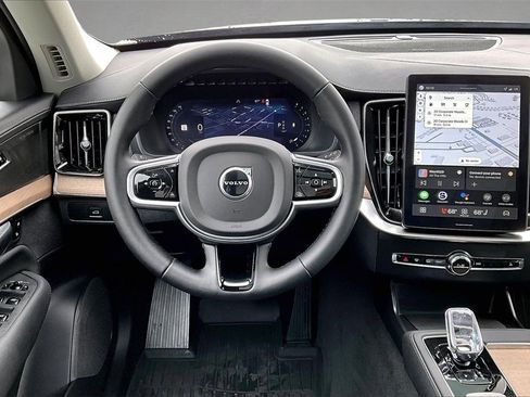 Certified 2026 Volvo XC90 B6 Plus w/ Protection Package Premier image 8