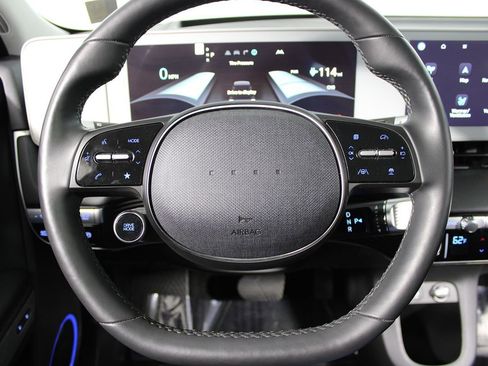 Used 2023 Hyundai Ioniq 5 Limited image 13