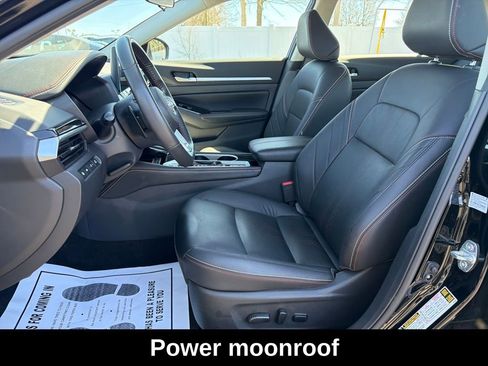 Used 2024 Nissan Altima 2.0 SR image 11