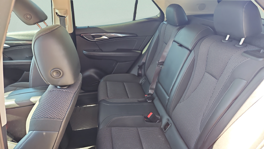 Used 2022 Buick Envision Preferred AWD/4WD image 14