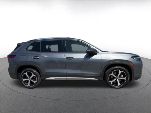 Used 2026 Volkswagen Tiguan SE AWD/4WD image 23