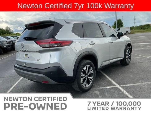 Used 2023 Nissan Rogue SV FWD image 9
