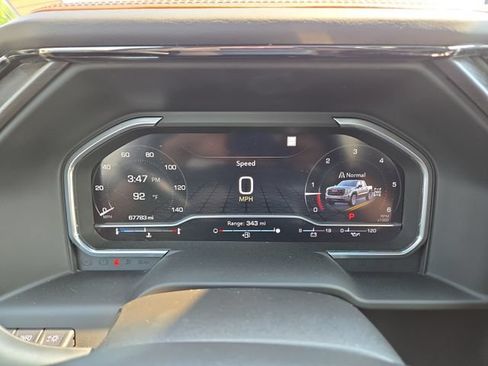 Used 2023 GMC Sierra 1500 AT4 w/ Technology Package AWD/4WD image 17