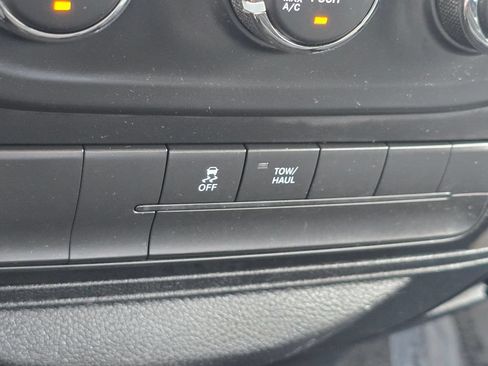 Used 2014 RAM 1500 Express AWD/4WD image 36