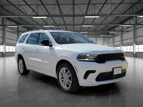 Used 2024 Dodge Durango GT image 6