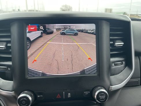 Used 2024 RAM 3500 Big Horn image 29