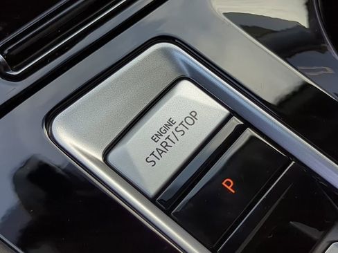 New 2026 Volkswagen Atlas SE image 15