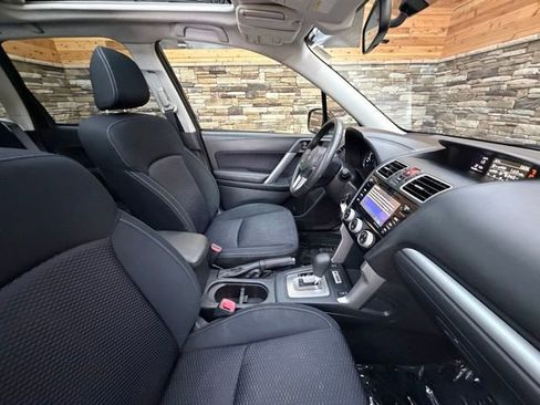 Used 2018 Subaru Forester 2.5i Premium AWD/4WD image 14