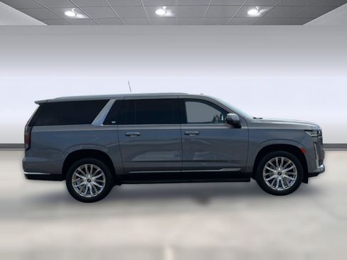 Used 2022 Cadillac Escalade ESV Premium Luxury RWD image 8