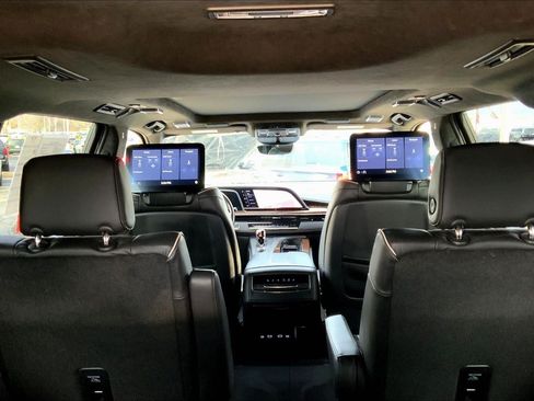 Used 2021 Cadillac Escalade ESV Sport Platinum w/ Heavy-Duty Trailer Package AWD/4WD image 36