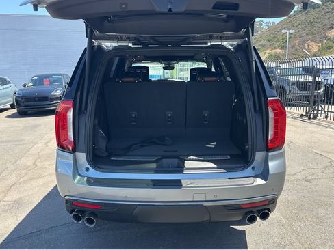 Used 2023 GMC Yukon Denali Ultimate AWD/4WD image 31