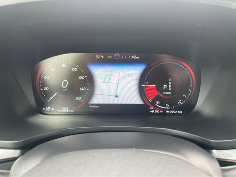 Used 2022 Volvo S60 T8 Polestar w/ Protection Package Premier image 18