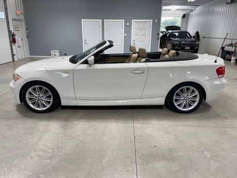 Used 2012 BMW 128i Convertible RWD image 12