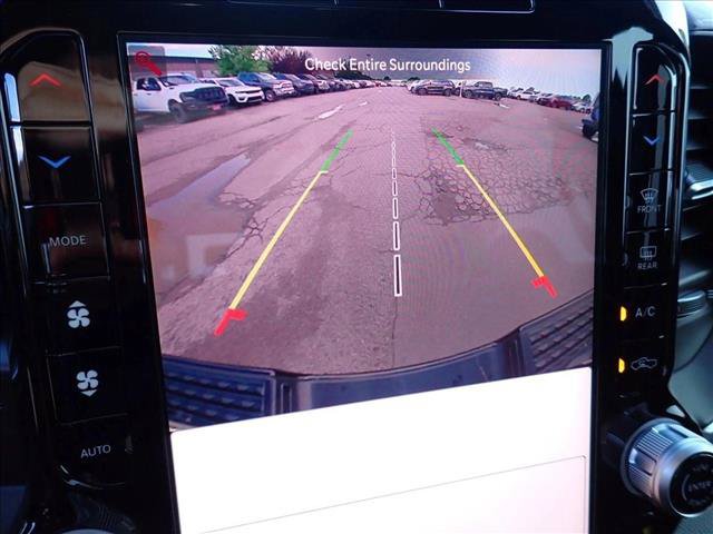 Used 2025 RAM 3500 Laramie AWD/4WD image 23