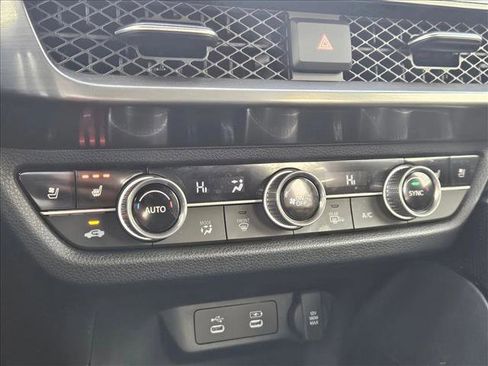 Used 2025 Acura ADX A-Spec image 22