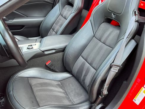 Used 2014 Chevrolet Corvette Stingray Convertible w/ 3LT Preferred Equipment Group RWD image 4