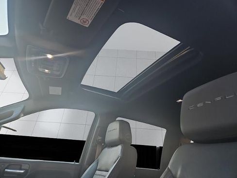 Used 2023 GMC Sierra 2500 Denali w/ Technology Package image 43