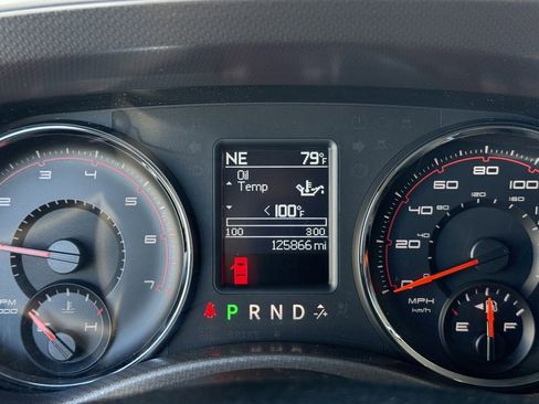 Used 2011 Dodge Charger R/T image 24