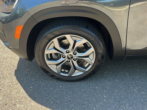 Used 2024 Kia Seltos S AWD/4WD image 9
