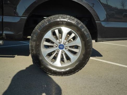 Used 2019 Ford F150 XLT image 40