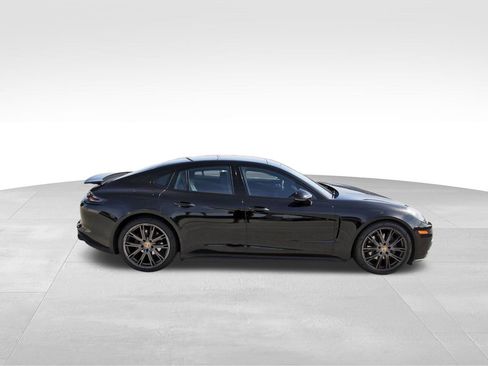 Used 2019 Porsche Panamera 4 image 5