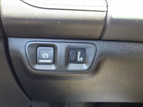 Used 2022 GMC Acadia SLE w/ Driver Convenience Package AWD/4WD image 19