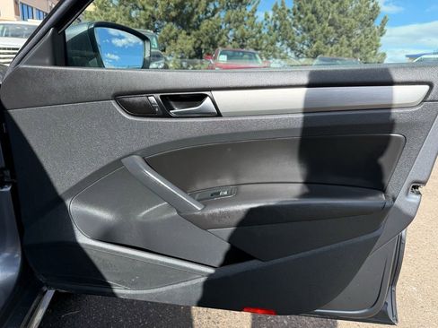 Used 2014 Volkswagen Passat TDI SE image 27