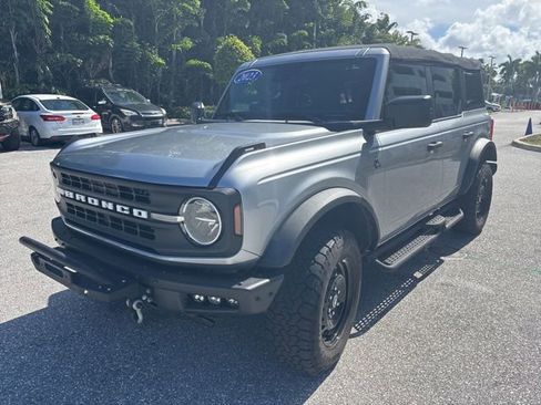 Used 2023 Ford Bronco Black Diamond AWD/4WD image 5