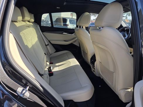 Used 2022 BMW X4 xDrive30i w/ M Sport Package 2 image 16