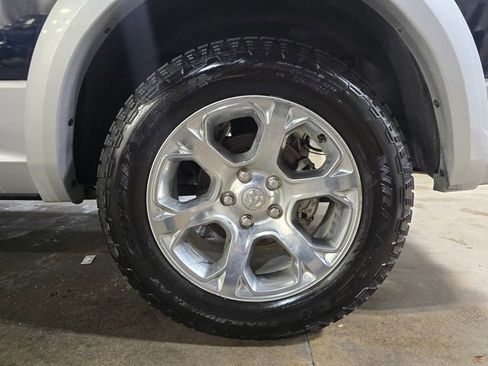 Used 2014 RAM 1500 Laramie w/ Convenience Group image 29