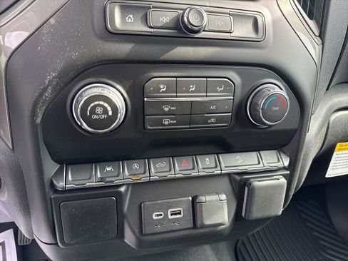 New 2026 Chevrolet Silverado 1500 Custom Trail Boss w/ LPO, Dark Essentials Package image 19