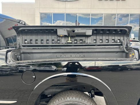 Used 2025 RAM 2500 Limited RWD image 17