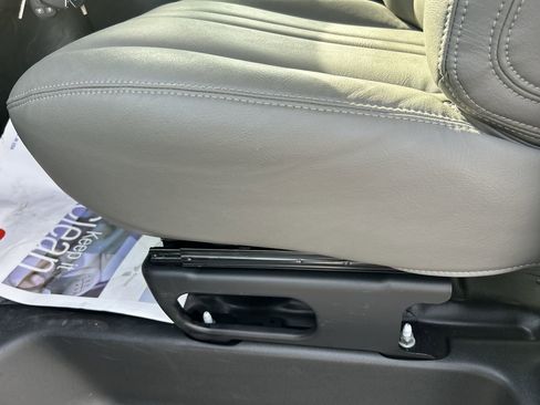 New 2025 Chevrolet Express 2500 w/ Driver Convenience Package image 23