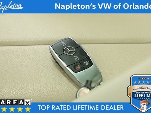 Used 2021 Mercedes-Benz GLE 350 w/ 3rd Row Seat Package image 45