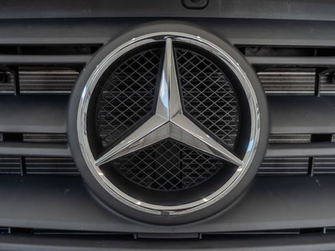 Used 2025 Mercedes-Benz Sprinter 3500 image 5